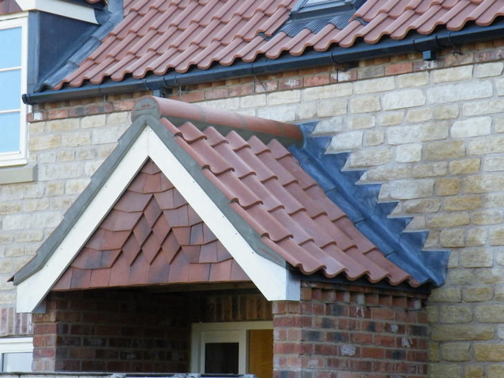R Girdham Roofing